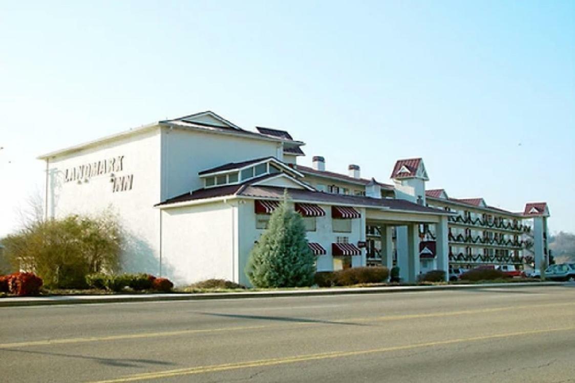 Landmark Motel 2*
